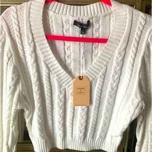 Love tree cable white crop knit sweater